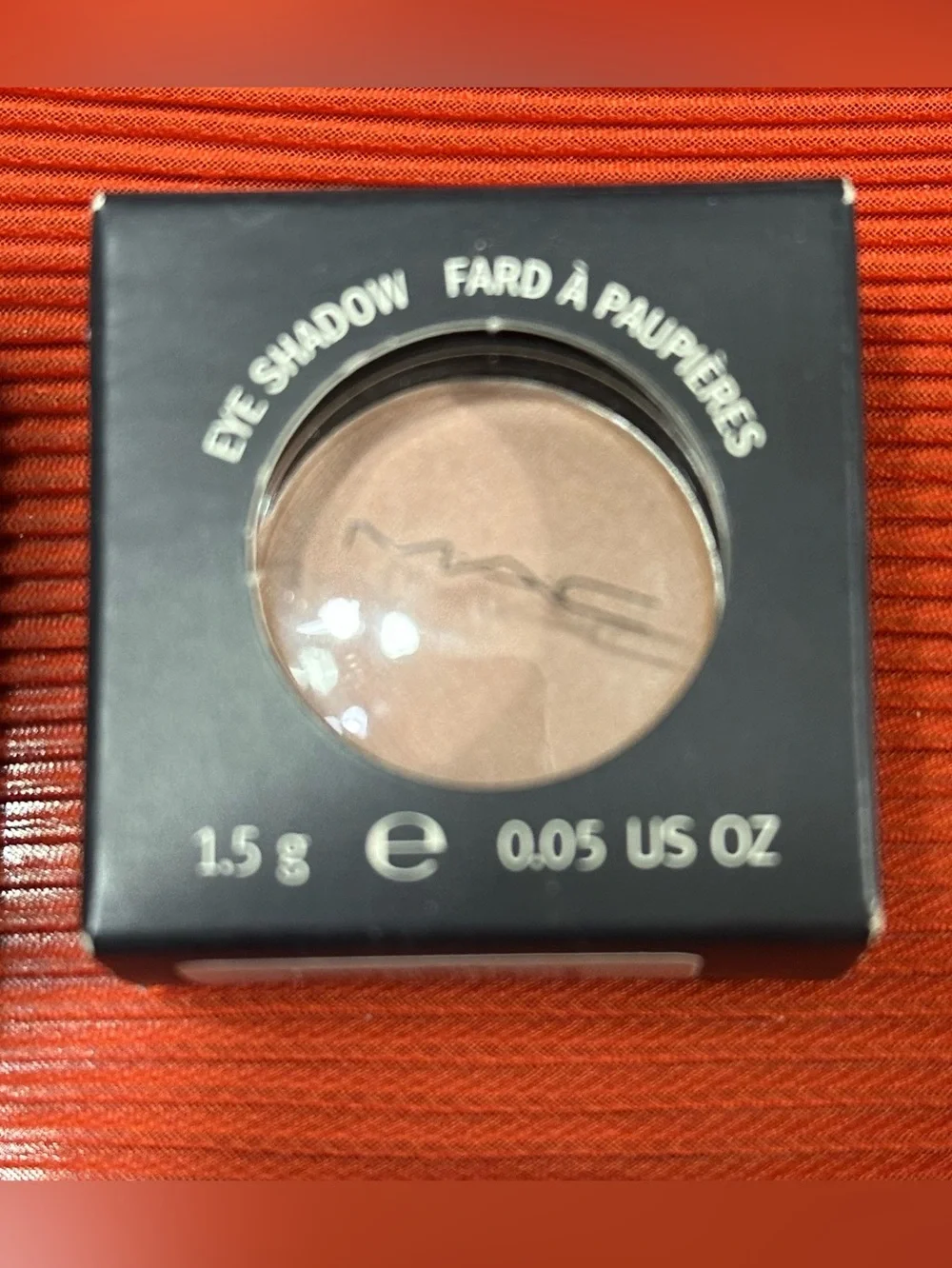 NWT- NIB MAC Cosmetics Single Eyeshadows - Carbon, Grain, Rule, Texture